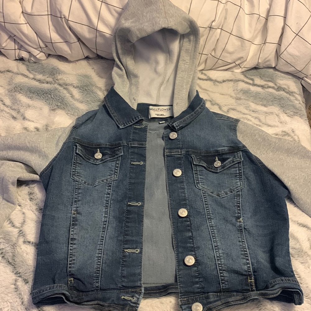 part sweater, part blue jean jacket size XL in kids size S in Women’s